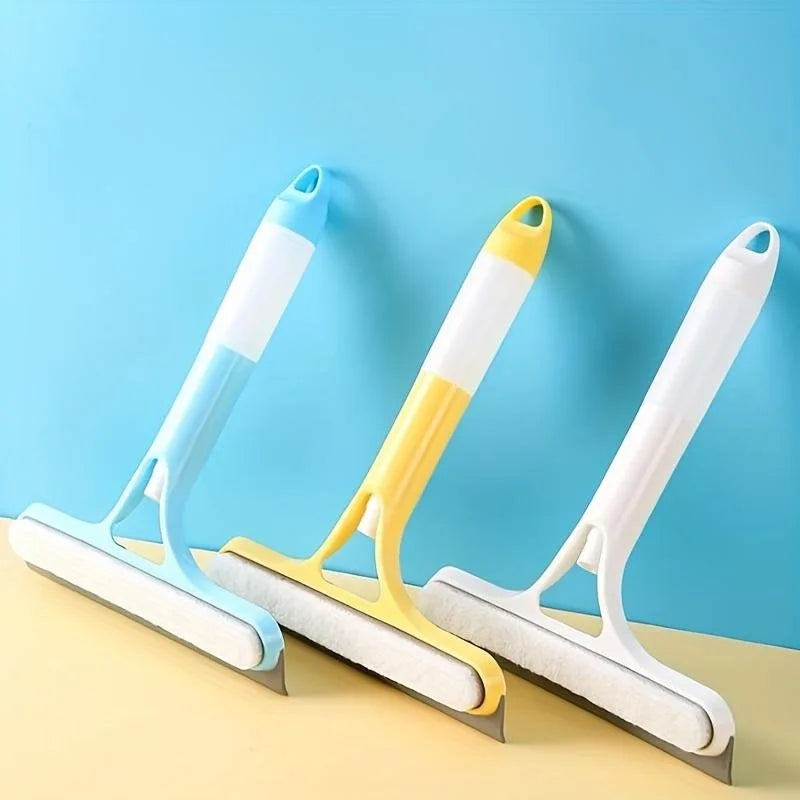 Brosse nettoyante avec vaporisateur intégré – vitre et surfaces
